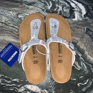 🆕 Birkenstock White/Silver Sandal